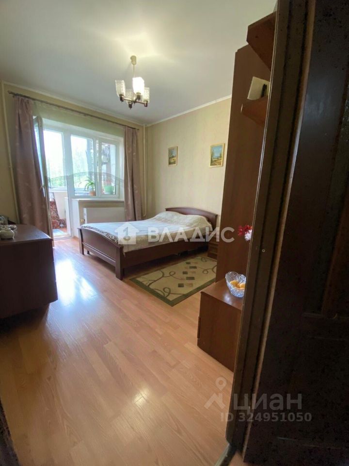 Продажа 3-комн квартиры на вторичном рынке Ивантеевка, Трудовая улица, 12б