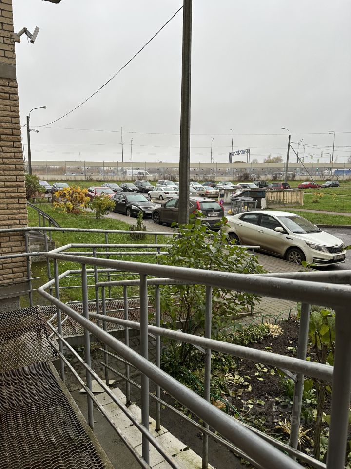 Продажа 1-комн квартиры на вторичном рынке Красное Село, Геологическая улица, 46к3