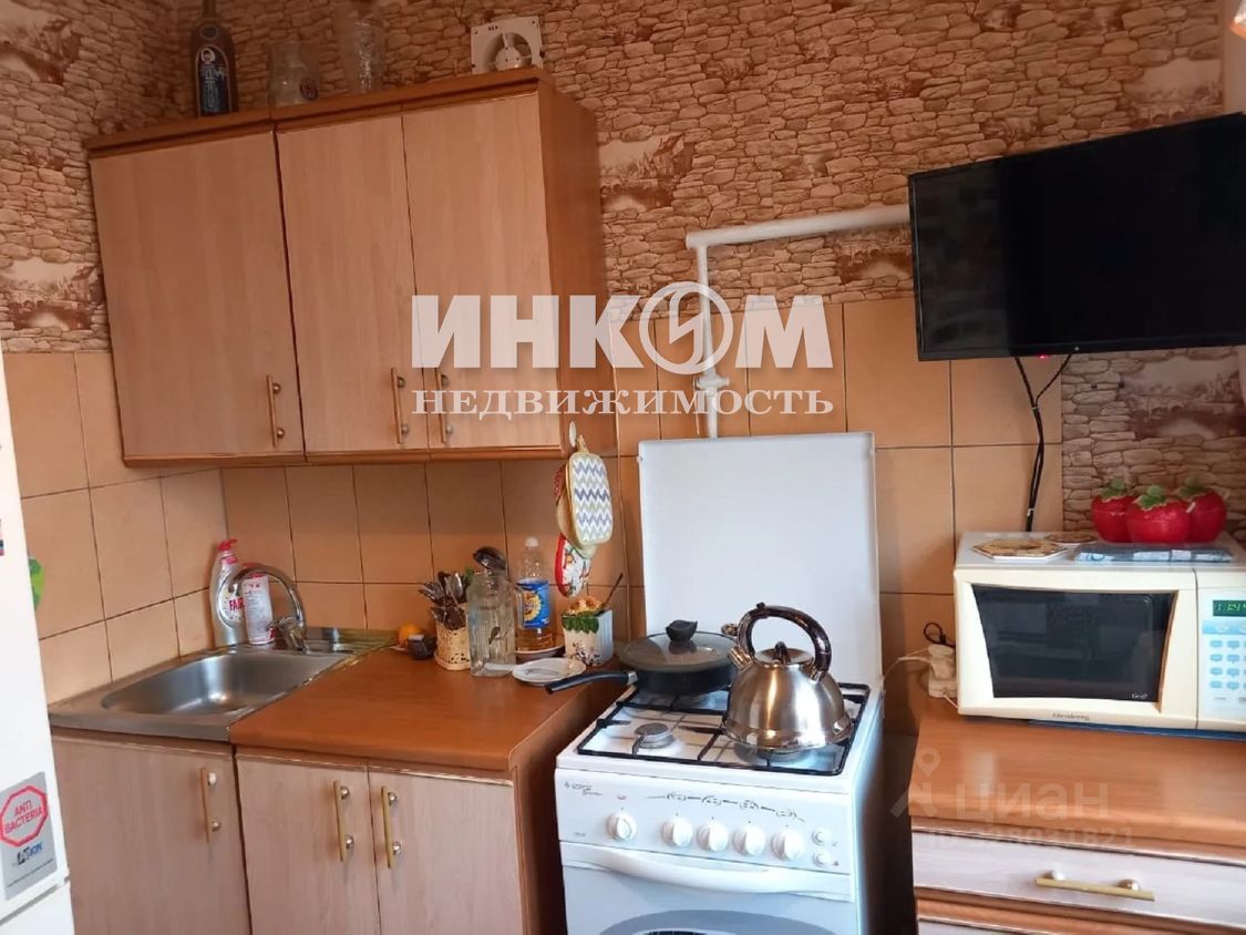 Продажа 1-комн квартиры на вторичном рынке Глебовская улица, 12