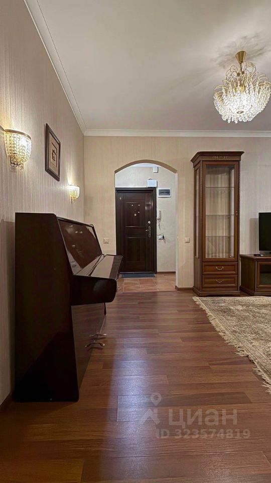 Аренда 3-комн квартиры на вторичном рынке Беломорская улица, 20к1