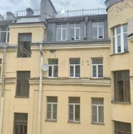 Продажа 6-комн квартиры на вторичном рынке Корпусная улица,  д. 9