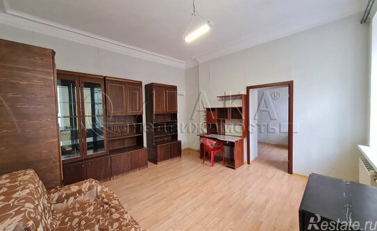 Продажа 4-комн квартиры на вторичном рынке 8-я линия