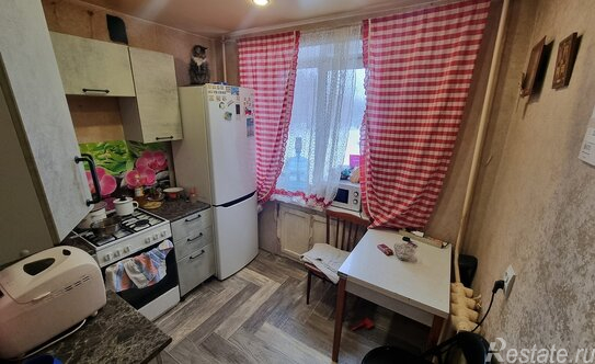 Продажа 2-комн квартиры на вторичном рынке Орехово-Зуевский городской округ, Коммунистическая улица,  д. 50А