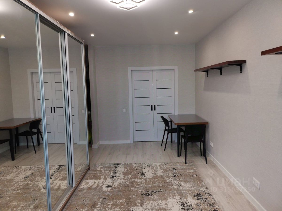 Аренда 2-комн квартиры на вторичном рынке Клинская улица, 2Ак7