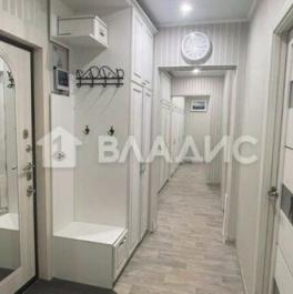 Продажа 4-комн квартиры на вторичном рынке ул Авиаторов,  д. 5,  к. 6