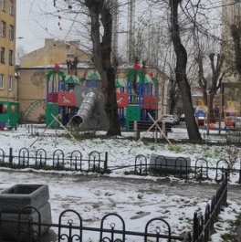 Продажа 2-комн квартиры на вторичном рынке Днепропетровская улица,  д. 45