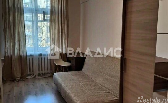 Продажа 5-комн квартиры на вторичном рынке улица Трофимова,  д. 4