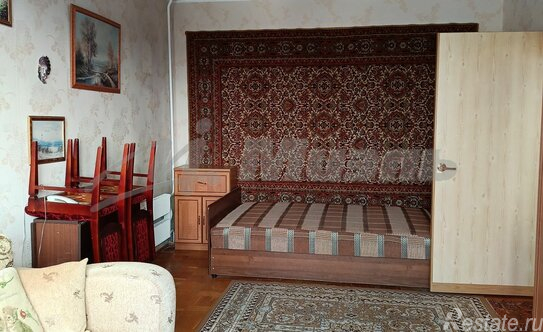 Продажа 1-комн квартиры на вторичном рынке Заповедная улица,  д. 10