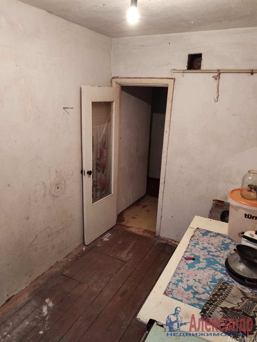 Продажа 1-комн квартиры на вторичном рынке Лампово дер., Совхозная ул. ,  д. 6