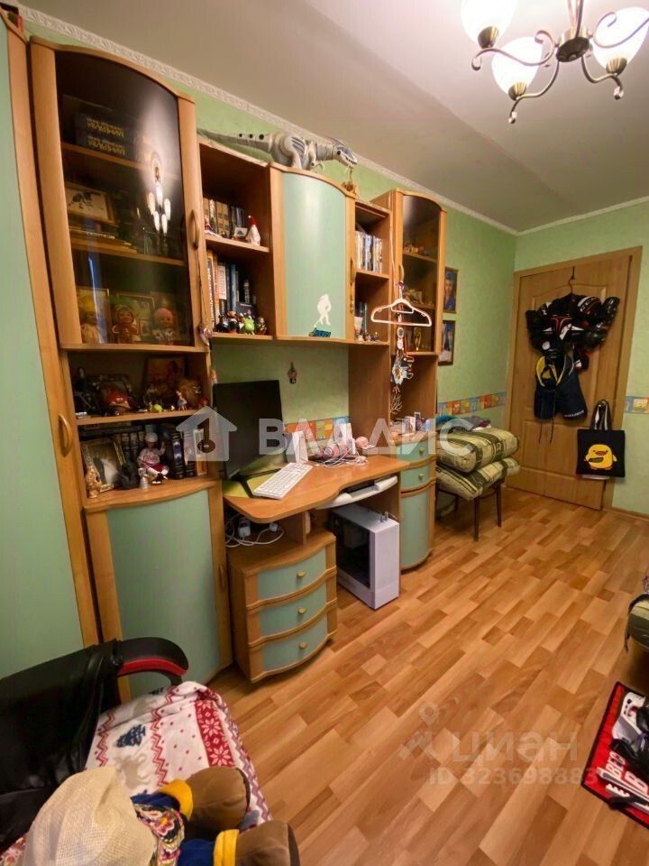 Продажа 3-комн квартиры на вторичном рынке Игральная улица, 10