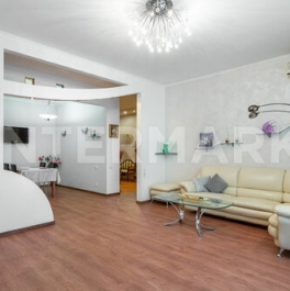 Продажа 3-комн квартиры на вторичном рынке улица Красная Пресня,  д. 21