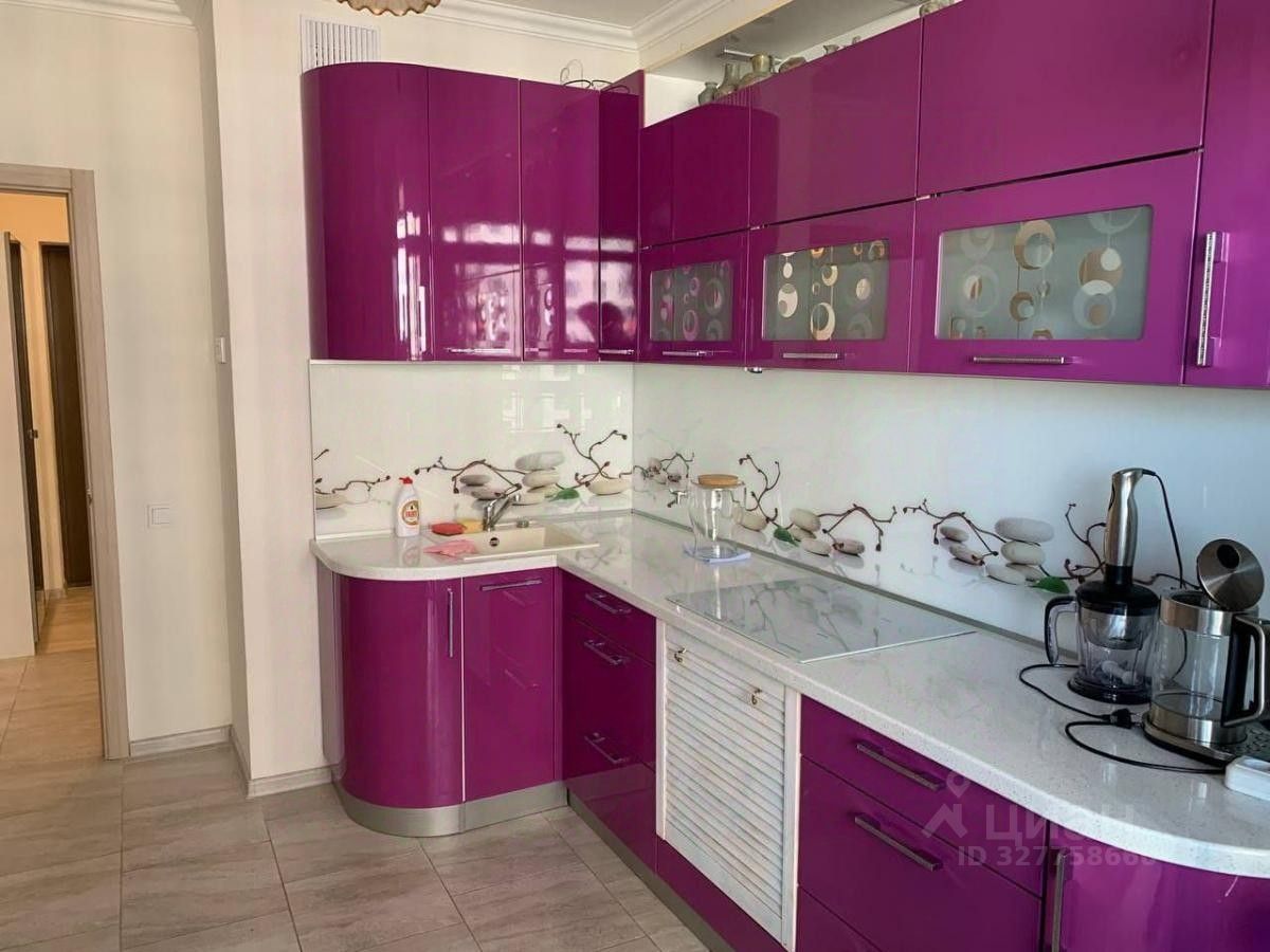 Продажа 2-комн квартиры на вторичном рынке улица Константина Федина,  д. 13