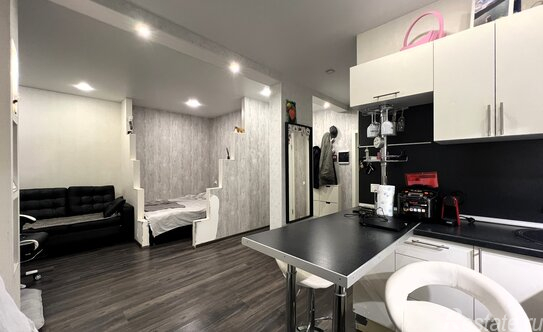 Продажа 1-комн квартиры на вторичном рынке бульвар Веласкеса,  д. 1 к2