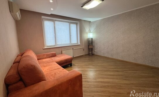 Продажа 3-комн квартиры на вторичном рынке Южнобутовская улица,  д. 143