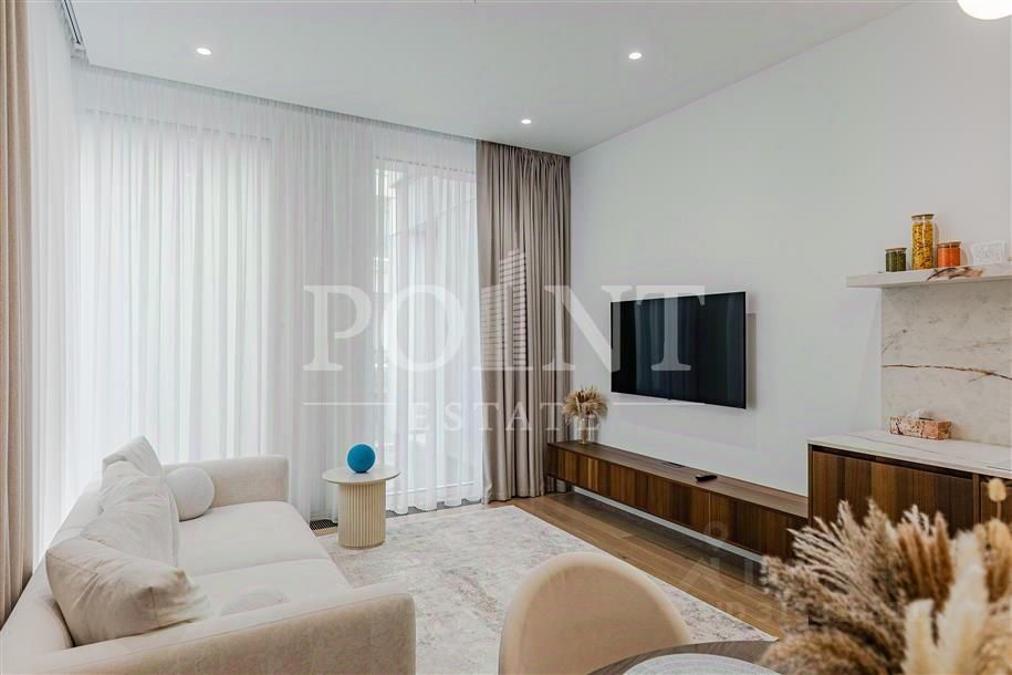 Продажа 3-комн квартиры на вторичном рынке Славянская площадь, 2/5с1