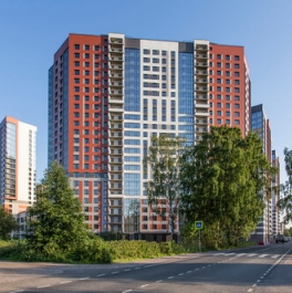 Продажа 1-комн квартиры на вторичном рынке Заречная улица,  д. 10 с1