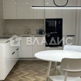 Продажа 1-комн квартиры на вторичном рынке Небесный бульвар