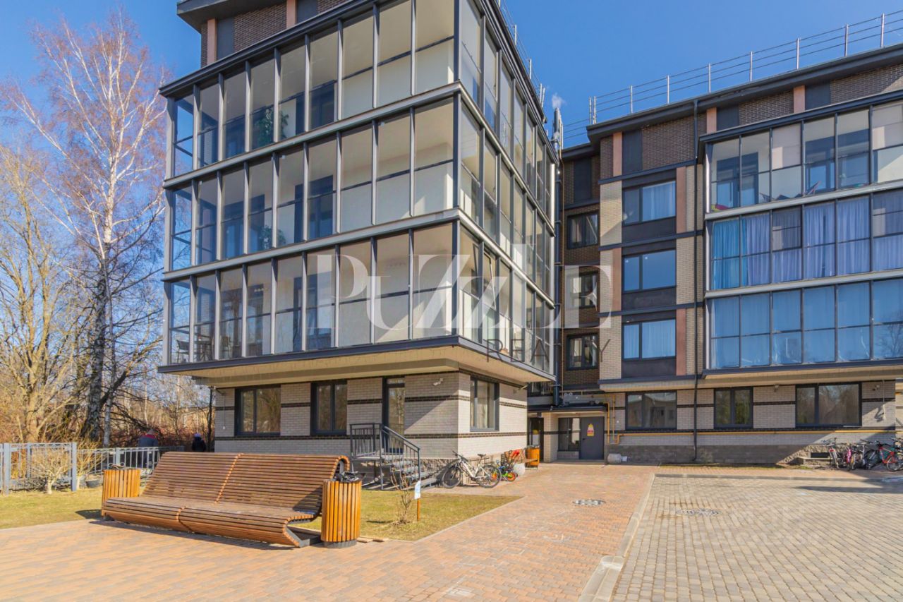 Продажа 1-комн квартиры на вторичном рынке пос. Лисий Нос, Ивановская улица, 10