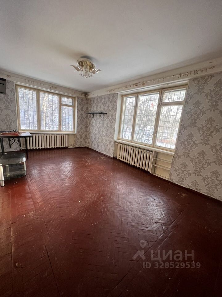 Продажа 2-комн квартиры на вторичном рынке проспект Космонавтов, 20К3