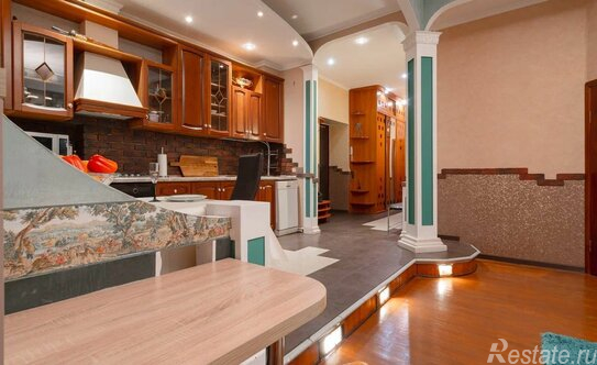 Продажа 3-комн квартиры на вторичном рынке Приморский пр-кт,  д. 22