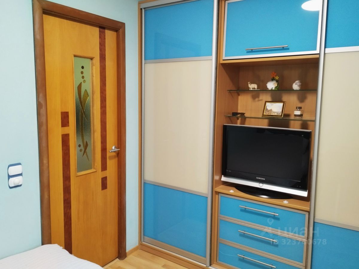 Продажа 3-комн квартиры на вторичном рынке Снежная улица, 14К1