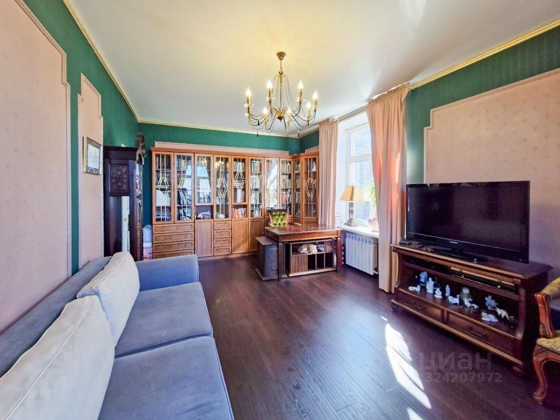 Продажа 3-комн квартиры на вторичном рынке улица Победы, 7