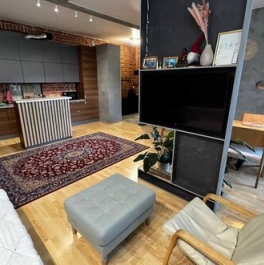 Продажа 3-комн квартиры на вторичном рынке Большой ПС пр-кт,  д. 57/1