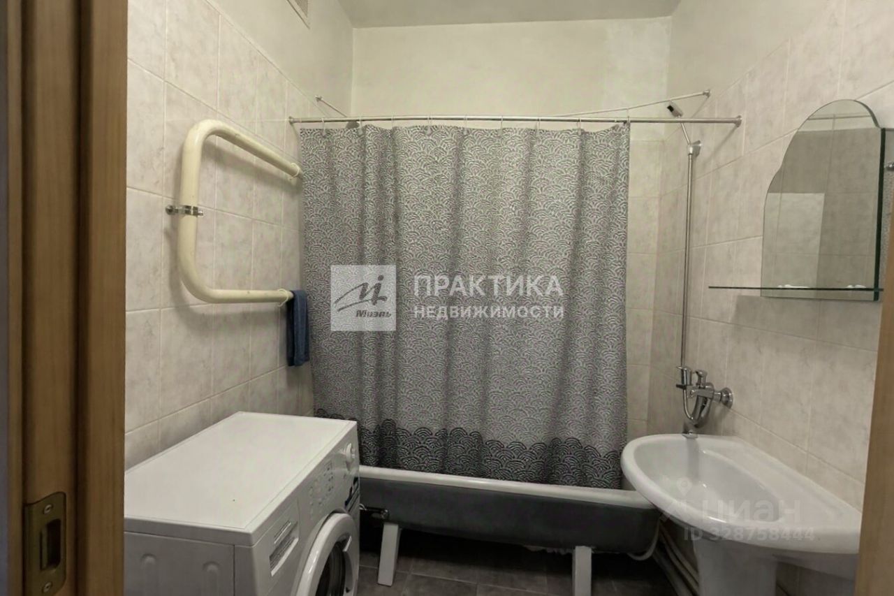 Продажа 1-комн квартиры на вторичном рынке улица Новаторов, 4К5