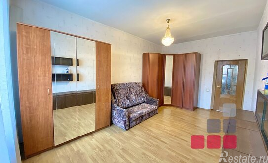 Продажа 2-комн квартиры на вторичном рынке Соколиной Горы 8-я ул,  д. 13