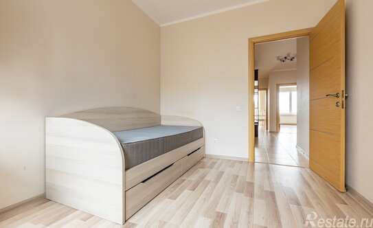 Продажа 3-комн квартиры на вторичном рынке улица Хошимина