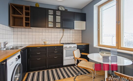 Аренда 2-комн квартиры на вторичном рынке Миусская пл,  д. 5