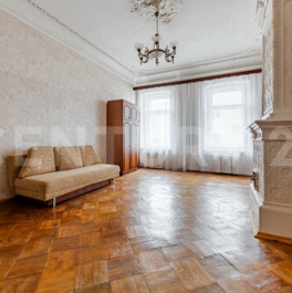 Продажа 2-комн квартиры на вторичном рынке Пушкарская Б. ул