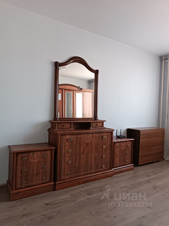 Продажа 2-комн квартиры на вторичном рынке Лопатино пгт, улица Сухановская, 16