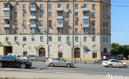 Продажа 3-комн квартиры на вторичном рынке Варшавское ш,  д. 2