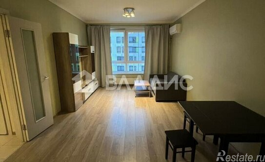 Продажа 2-комн квартиры на вторичном рынке улица Александры Монаховой,  д. 98 к1