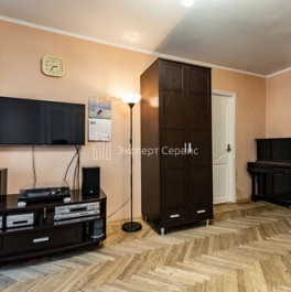 Продажа 3-комн квартиры на вторичном рынке Красное Село г, Освобождения ул,  д. 32