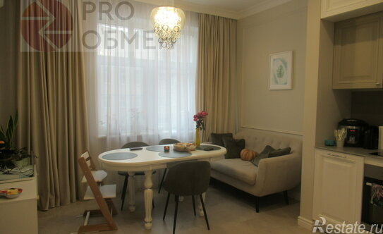 Продажа 2-комн квартиры на вторичном рынке Новорязанская улица,  д. 30А