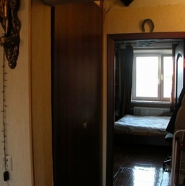 Продажа 4-комн квартиры на вторичном рынке Придорожная аллея,  д. 1/153