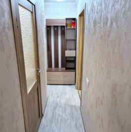 Продажа 2-комн квартиры на вторичном рынке Старые Химки, улица Чапаева,  д. 11