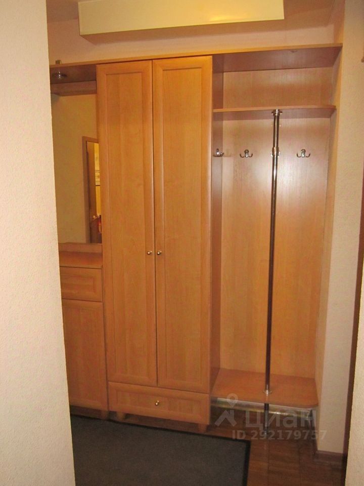 Аренда 1-комн квартиры на вторичном рынке 1-я Ямская улица, 10