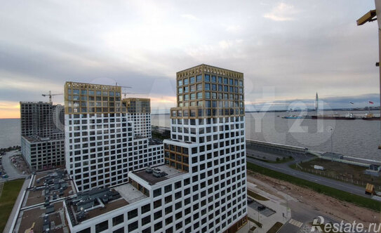 Продажа 2-комн квартиры на вторичном рынке бульвар Головнина