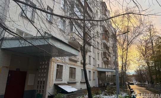 Продажа 3-комн квартиры на вторичном рынке Хохловский переулок,  д. 10 с7