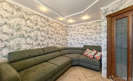 Продажа 2-комн квартиры на вторичном рынке Колпино г, Рубежное ш,  д. 12