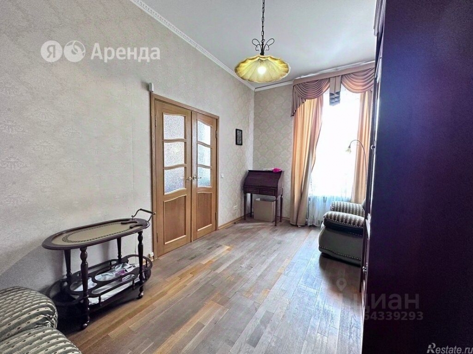 Аренда 3-комн квартиры на вторичном рынке улица Яблочкова,  д. 2/10