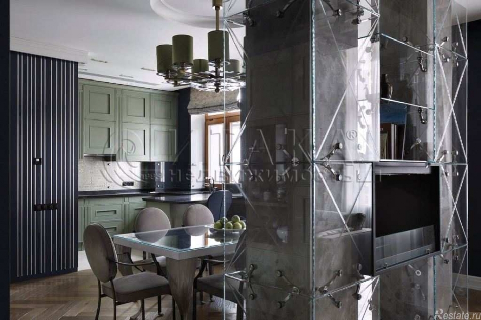 Продажа 4-комн квартиры на вторичном рынке Морской пр-кт., д. 33, лит. А