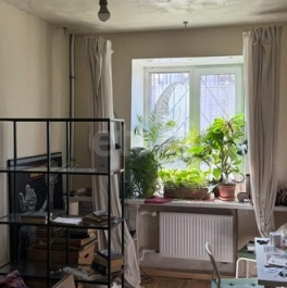 Продажа 2-комн квартиры на вторичном рынке линия 21-я В.О.,  д. 16,  к. 7