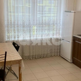 Продажа 2-комн квартиры на вторичном рынке Саларьевская ул,  д. 8 к2