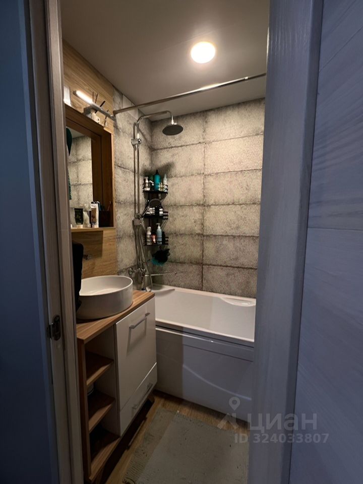 Продажа 1-комн квартиры на вторичном рынке Комендантский проспект, 17к2Б