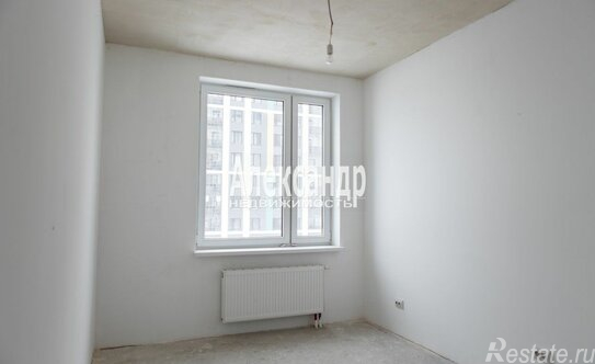 Продажа 1-комн квартиры на вторичном рынке Аннинское городское поселение, Центральная улица,  д. 30 к2