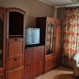 Продажа 3-комн квартиры на вторичном рынке ул Новороссийская,  д. 14